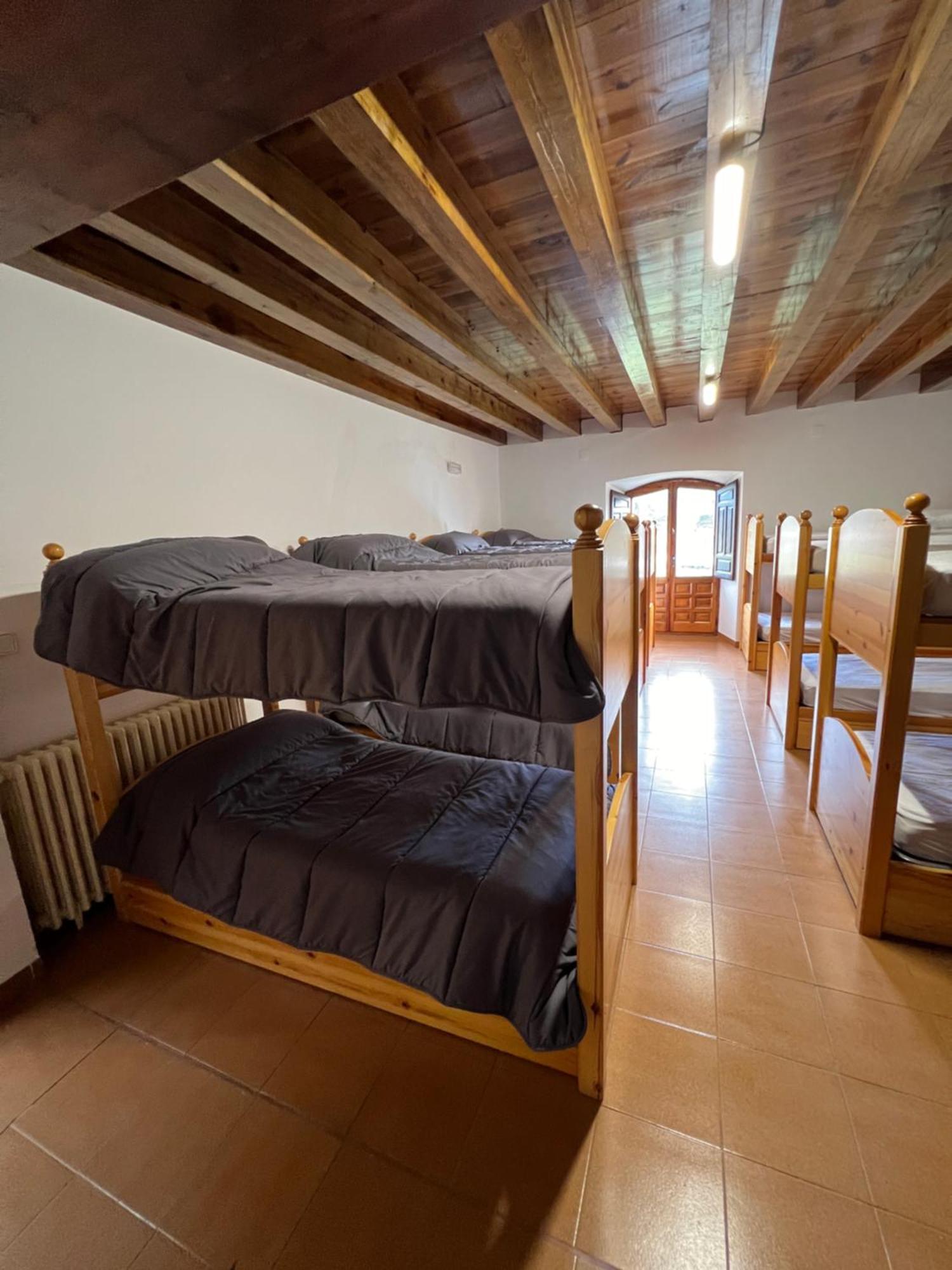 Albergue Pinares - La Casona De Revenga Regumiel de la Sierra Kültér fotó
